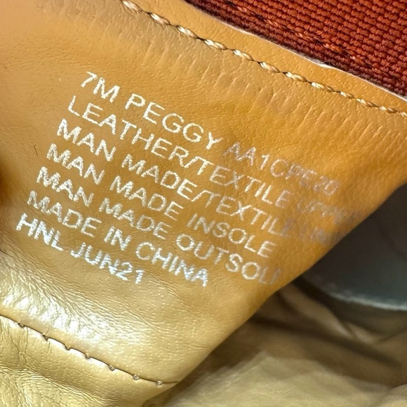 Andre Assous Peggy Lug Sole Chelsea Boot, Cognac Snake Print, Size 7 - Picture 7 of 11